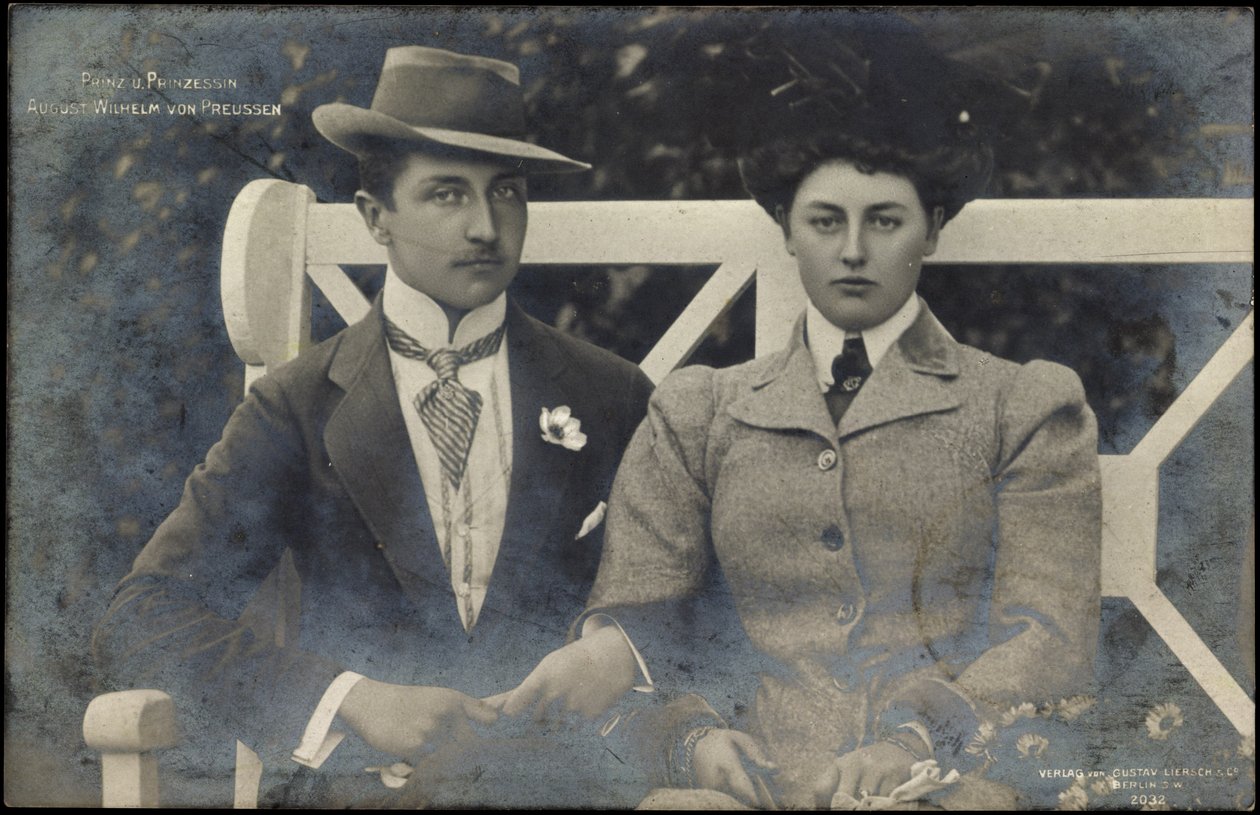 Prins och prinsessa August Wilhelm av Preussen av Photographer German