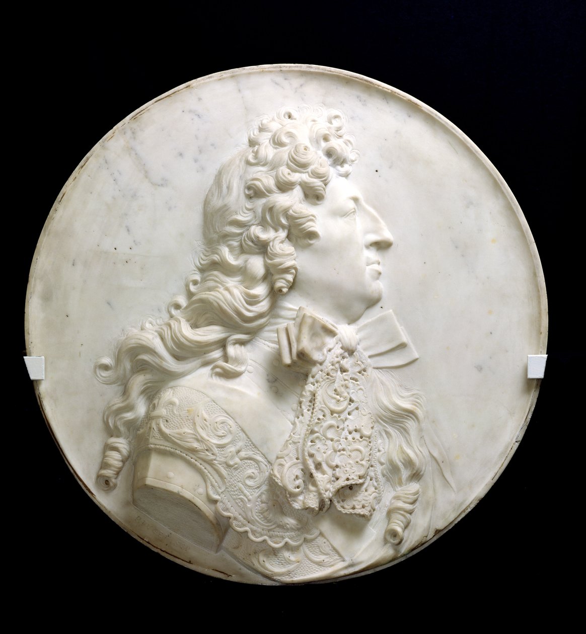 Porträttmedaljong av Ludvig XIV (1638-1715) ca 1685 (marmor) av Pierre Puget