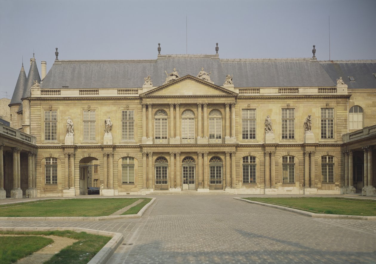 Fasad på Hotel de Soubise, byggd 1705-09 av Pierre Alexis Delamair