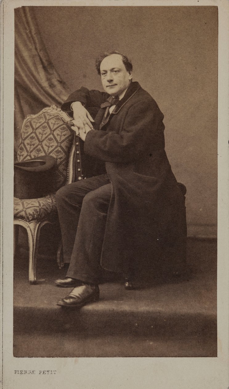 Porträtt av poeten Théodore de Banville 1823-1891. av Pierre Petit