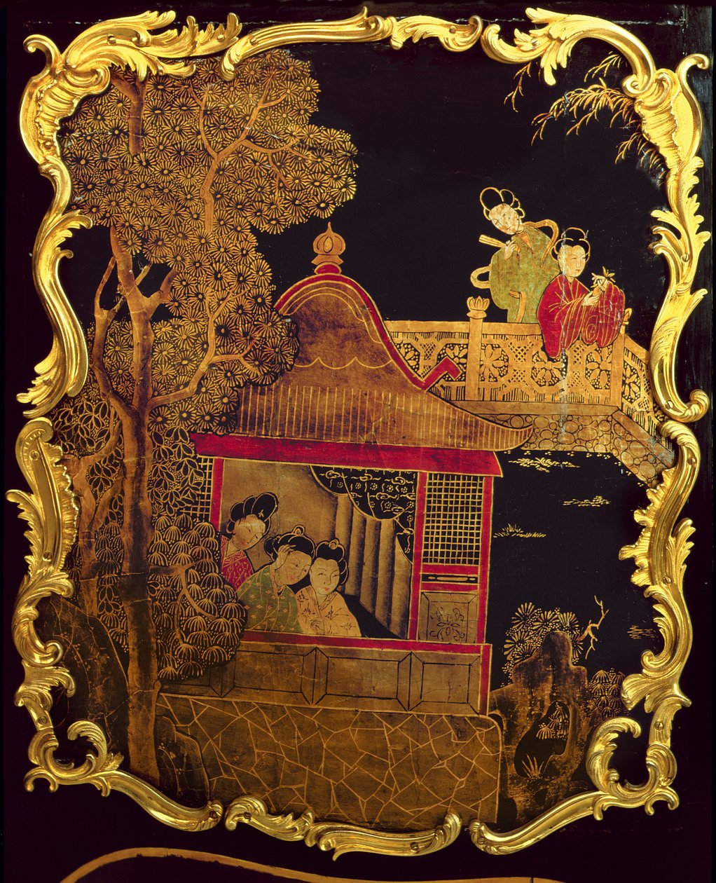 Sidopanel på en Louis XV Commode, c.1745 (lack och guld på trä) (re 222380) av Pierre Roussel