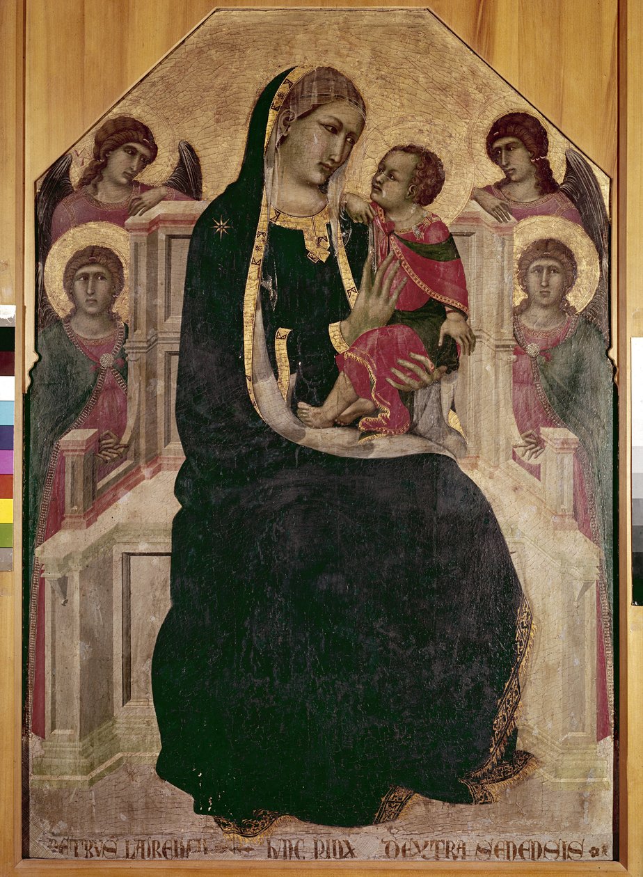 Jungfru på tronen med Jesusbarnet (Maesta di Cortona) (tempera och gyllene blad på trä av Pietro Lorenzetti