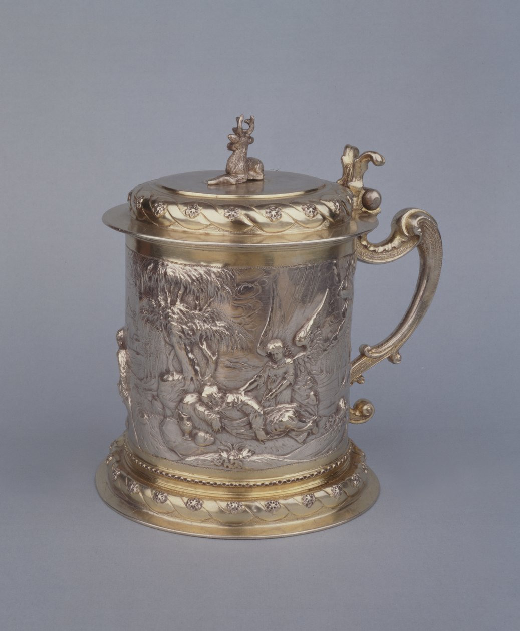 Tankard med scener ur profeten Elias liv (förgyllt silver och silver) av Polish School