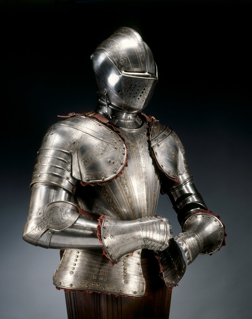 Halvrustning för fotturneringen, c.1590 av Pompeo della Cesa