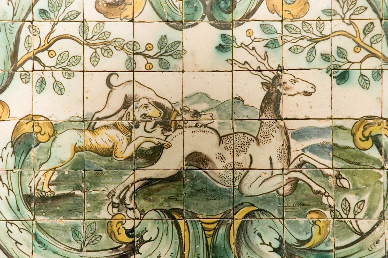 Majolikaplattor som visar hundar som jagar ett rådjur från The Hunting Room på Palacio da Praia, Belem, ca 1680 (keramik) av Portuguese School