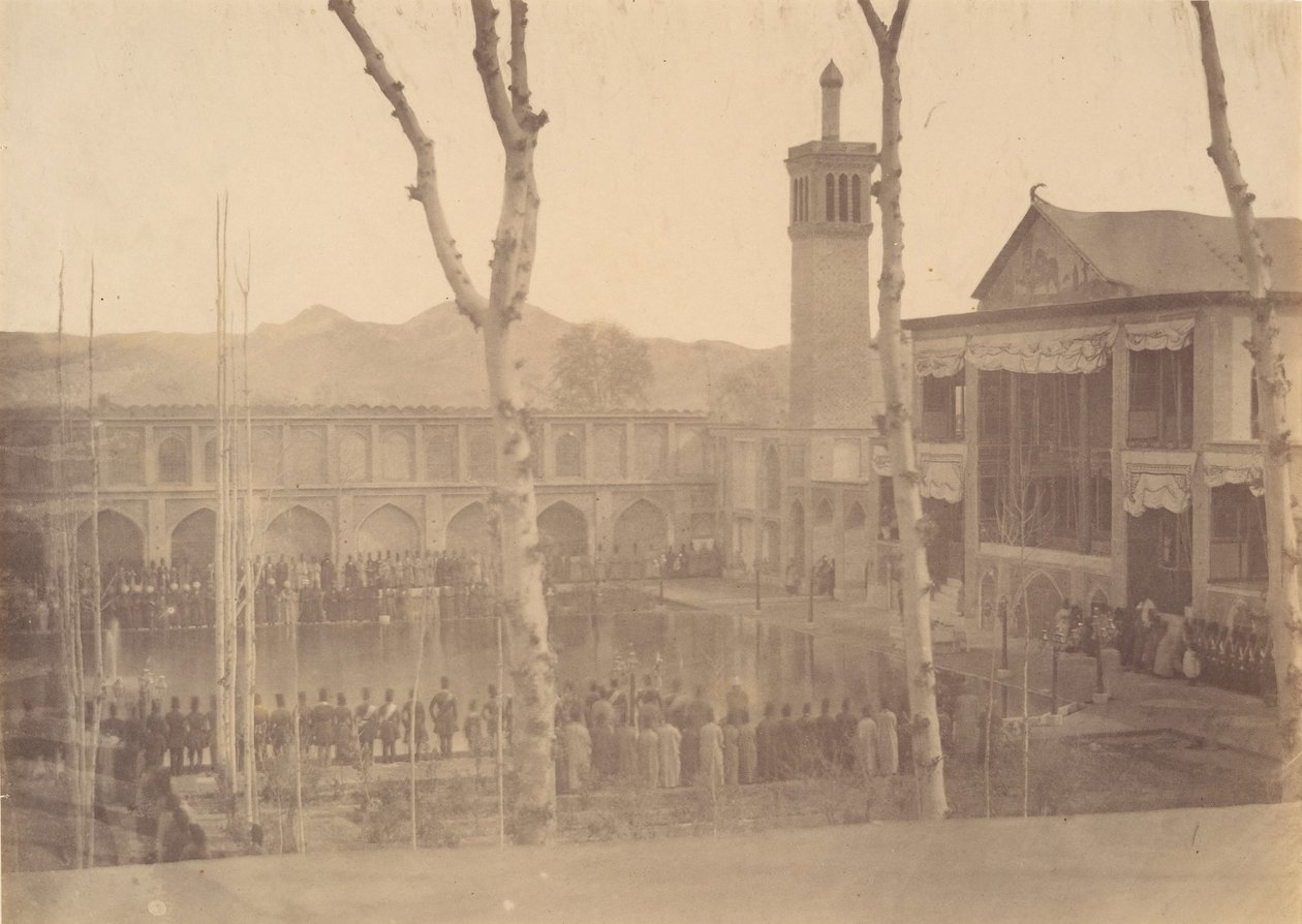[Shahens palats, med respekt för ShahFete de Salam, Teheran, Iran [samma a..., 1840-60-talet. av Possibly by Luigi Pesce.