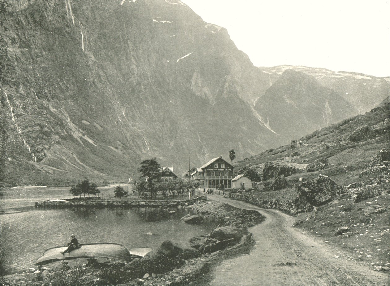 Telefonstation och hotell, Gudvangen, Norge, 1895. av Poulton and Co