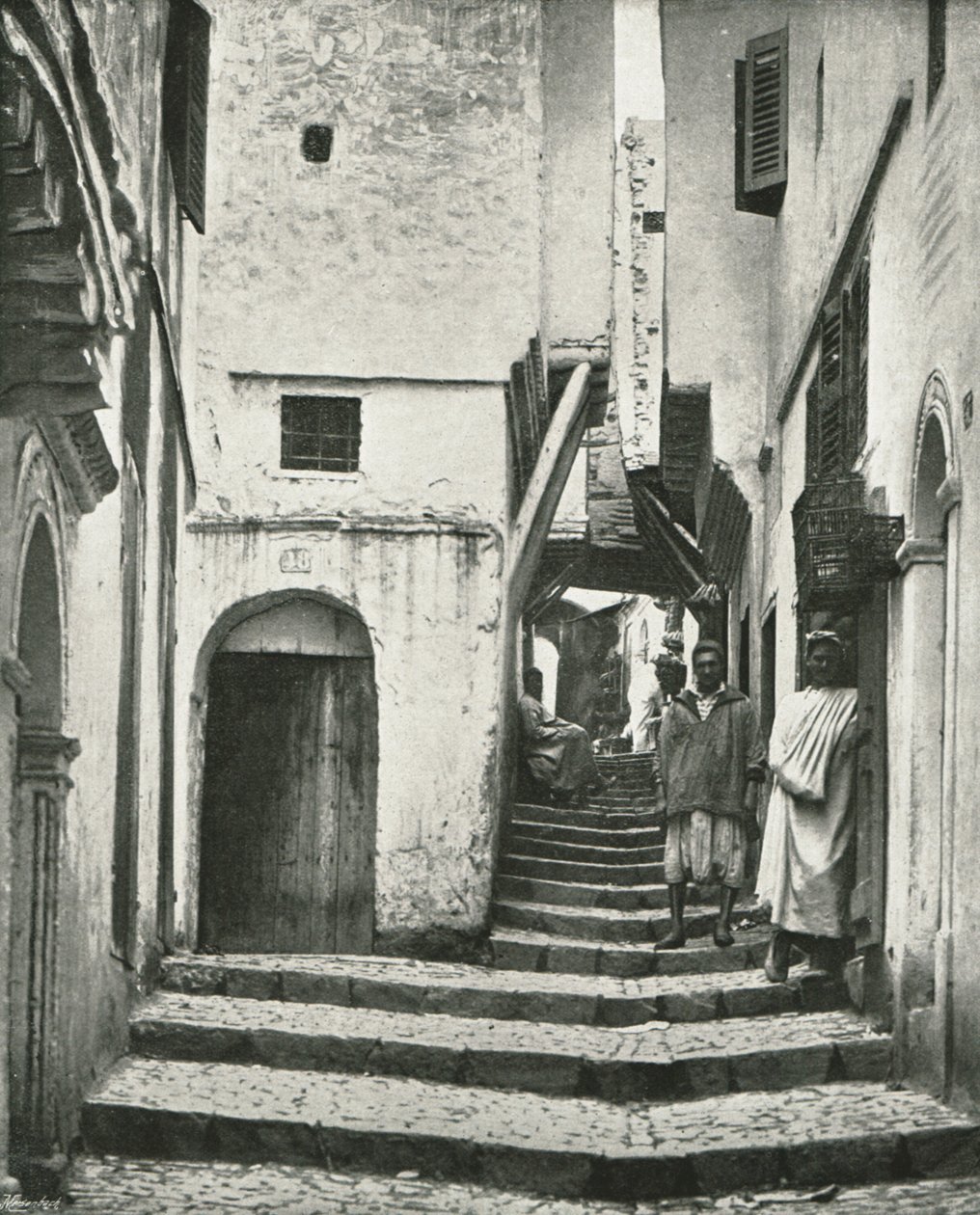 Rue de la Kasbah, Alger, Algeriet, 1895. av Poulton and Co