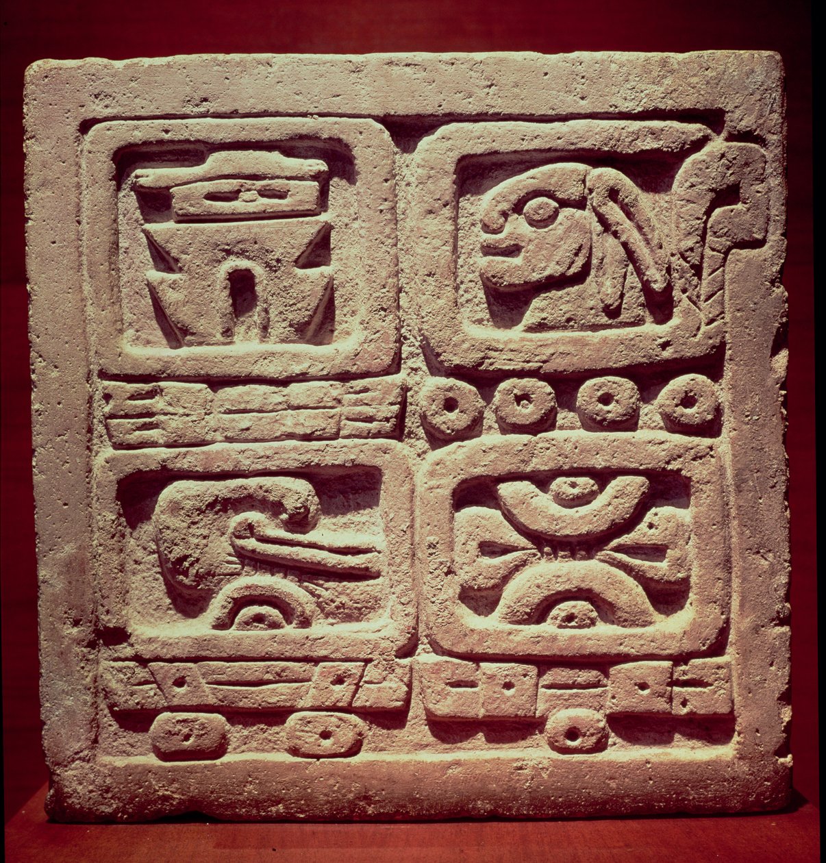 Kalender med fyra glyfer, toltekisk (856-1250) av Pre Columbian