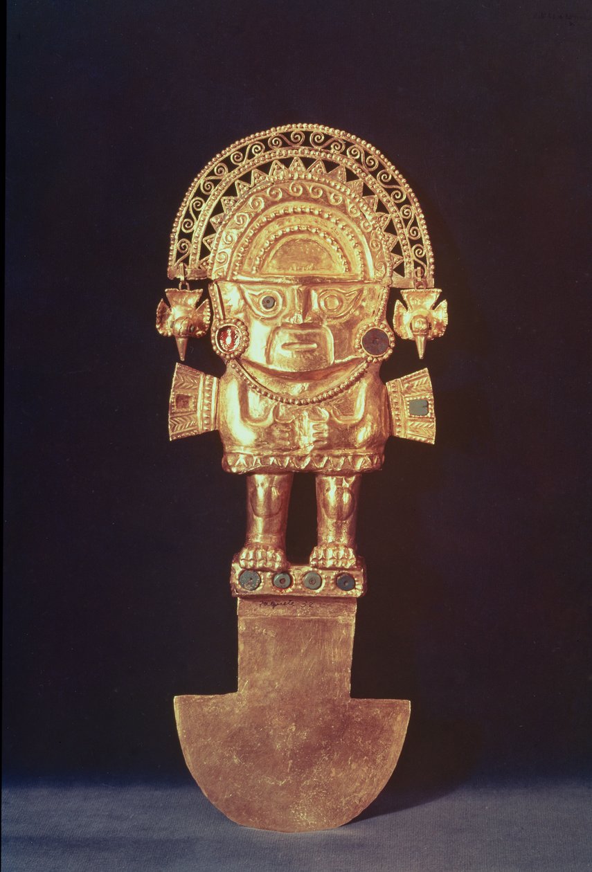 Tumi eller ceremoniell kniv i form av Naylamp, Chimu (guld och halvpreciösa stenar). av Pre Columbian