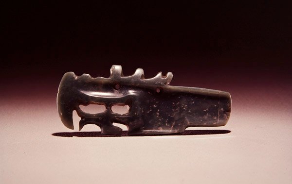 Fågelmonster, från Guacimo, Linea Vieja-området (genomskinlig blågrön jade) av Pre Columbian Pre Columbian