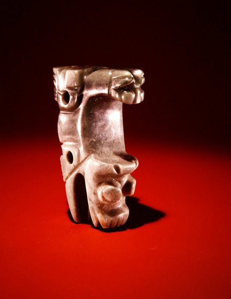 Komposit djurhänge, från Guacimo, Linea Vieja area (genomskinlig havsgrön jade) av Pre Columbian Pre Columbian