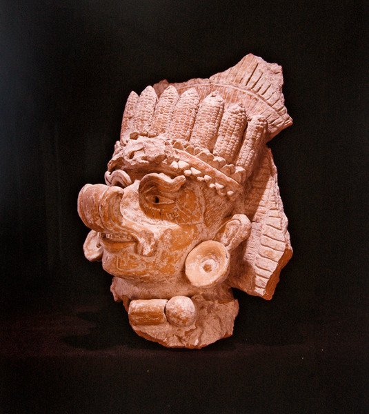 Huvuddel av en stor urna, Oaxaca (keramik) av Pre Columbian Pre Columbian
