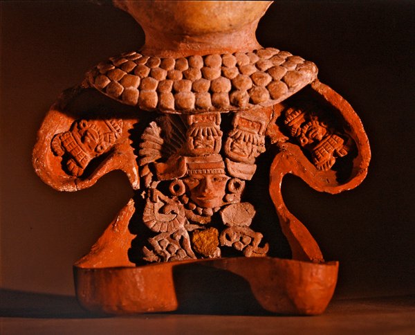 Figur med avtagbar front, Teotihuacan Culture (keramik) (detalj 394483) av Pre Columbian Pre Columbian