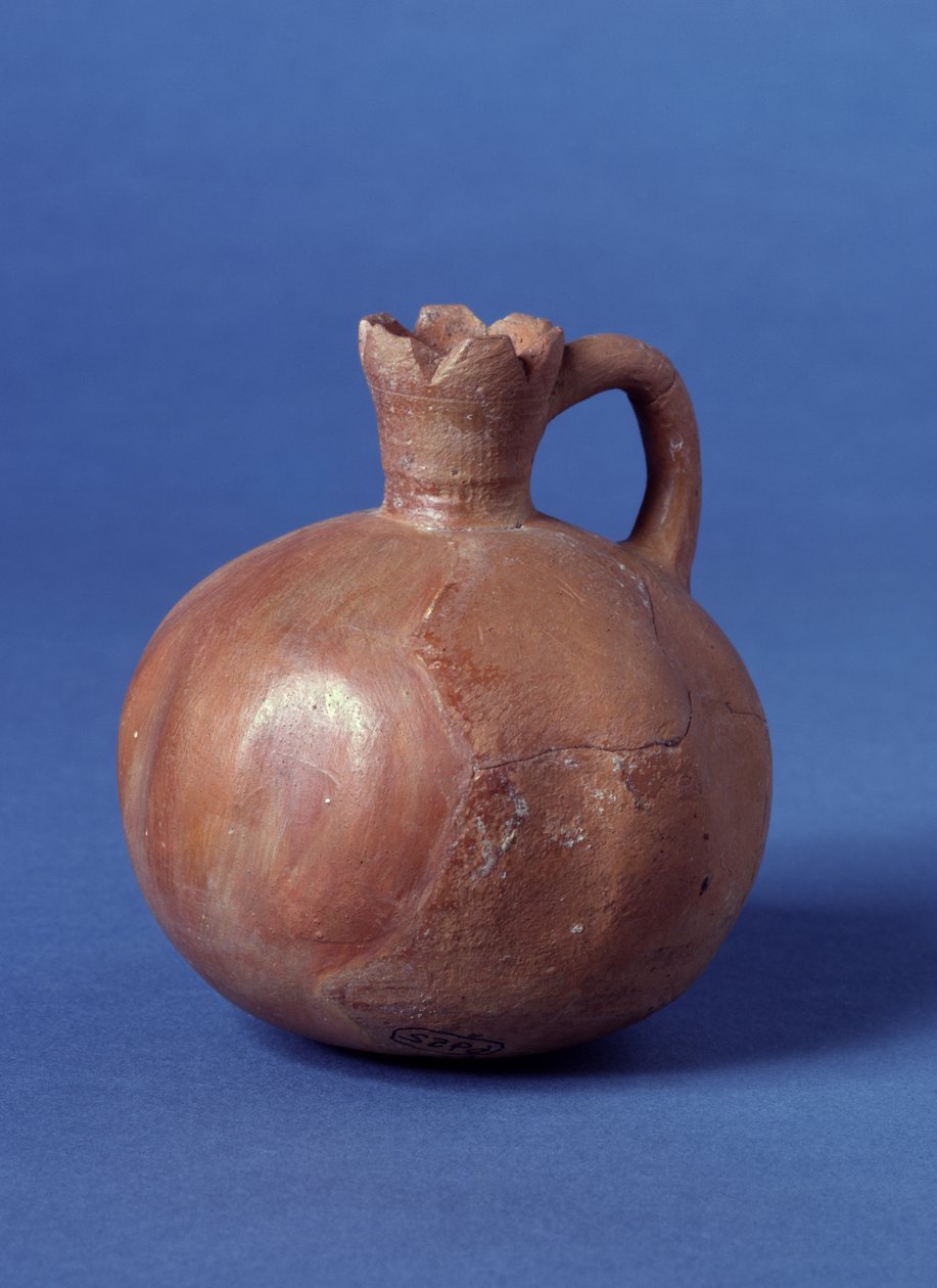 Borrad förhistorisk juglet i form av ett granatäpple, Jerusalem (keramik) av Prehistoric