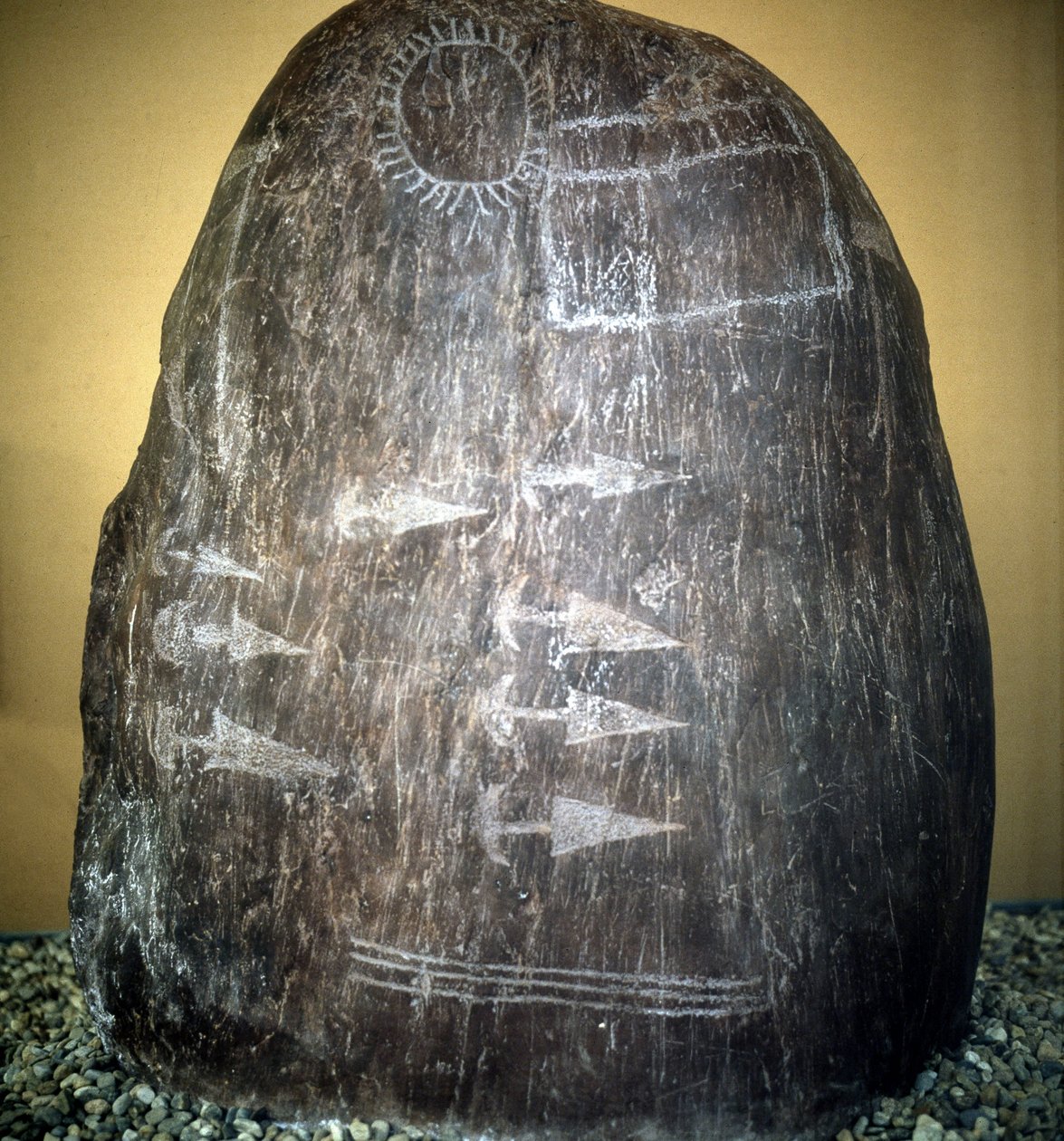 Civilisationen av Camunni. Bagnolo stele typ 1 a av Prehistoric Prehistoric