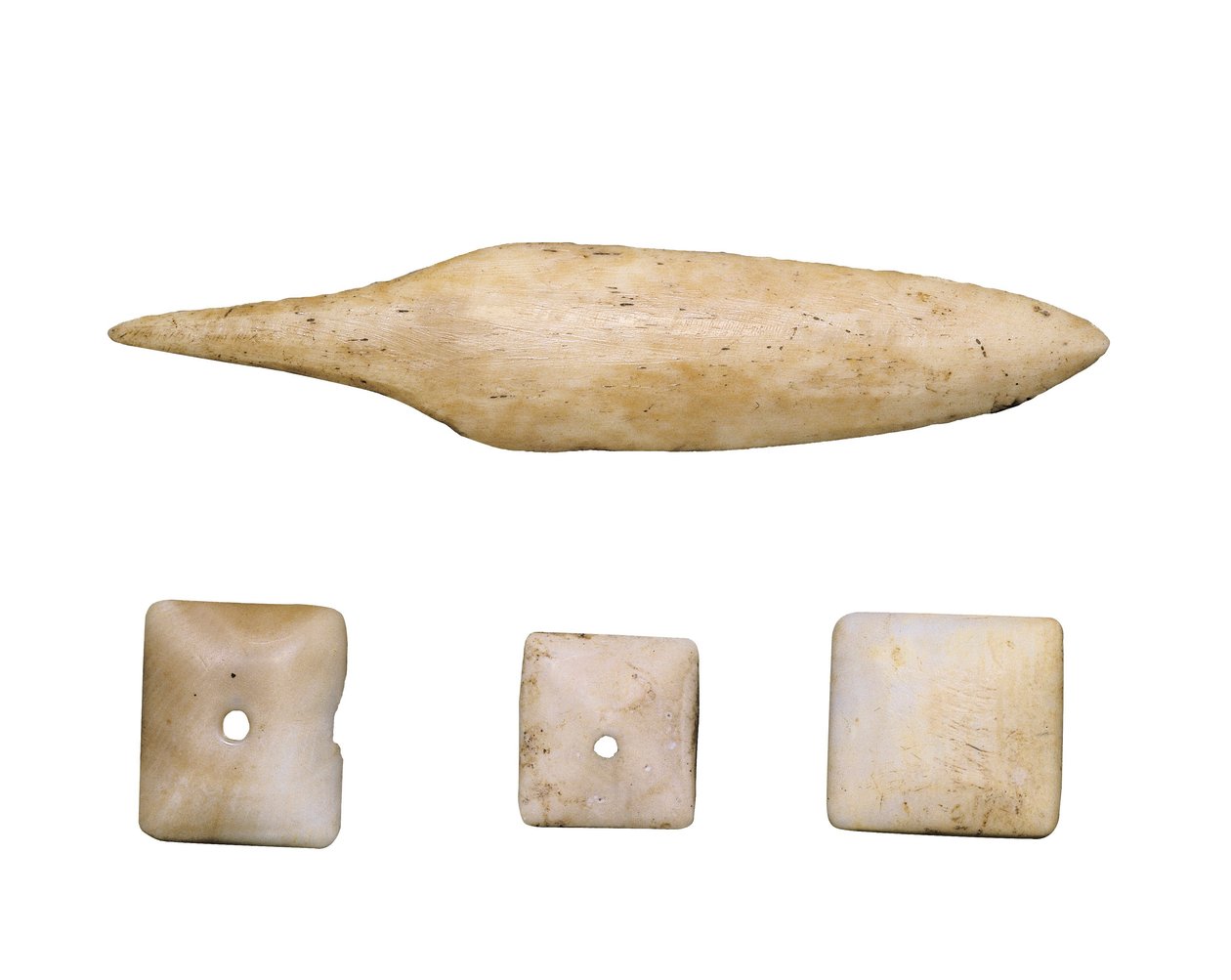 Prehistoire (Neolitique): Pilspets och benknappar. Från Toralla-grottan (Lleida) av Prehistoric Prehistoric