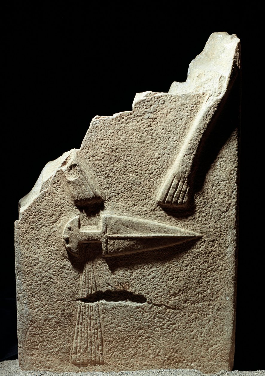 Förhistorisk konst: stele ristad under järnåldern från platsen för Lunigiana nära La Spezia, Italien. 1100-800 f.Kr. La Spezia, Lunigiana-civilisationens kommunala museum av Prehistoric Prehistoric