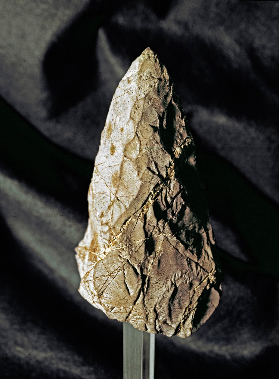Förhistoria: flint amygdaloid biface. Nedre paleolitikum. Från Torrimpietra nära Rom. Rom Luigi Pigorini National Prehistoric Ethnographic Museum, Italien av Prehistoric Prehistoric