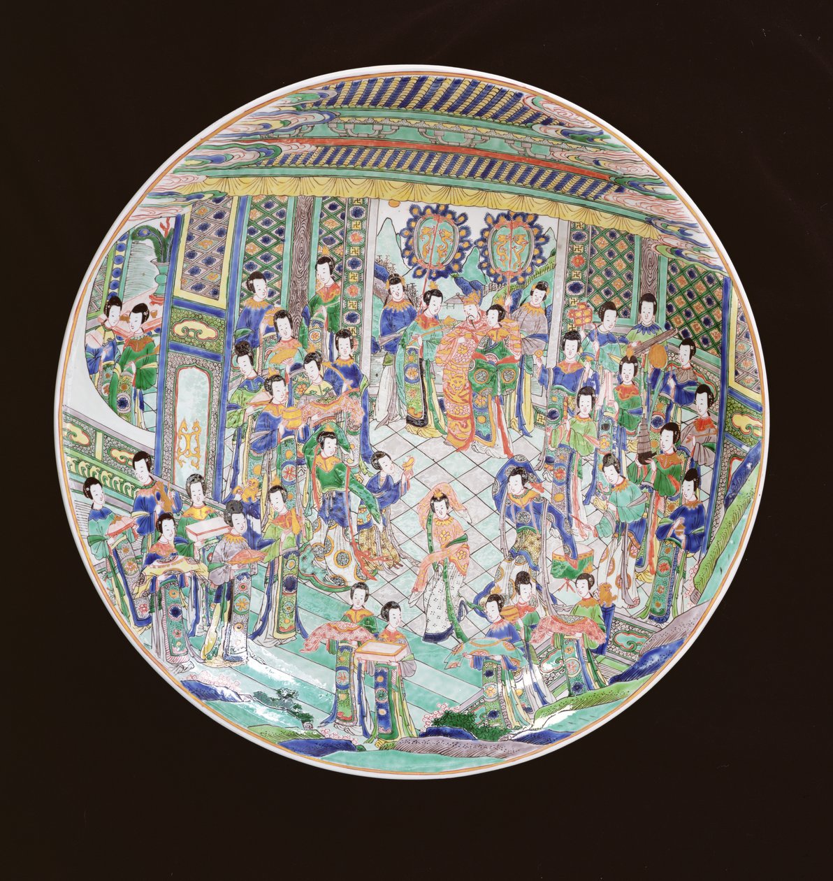 Large Famille Verte Charger, Kangxi period (1662-1722) (porslin) (se även 272194) av Qing Dynasty Chinese School
