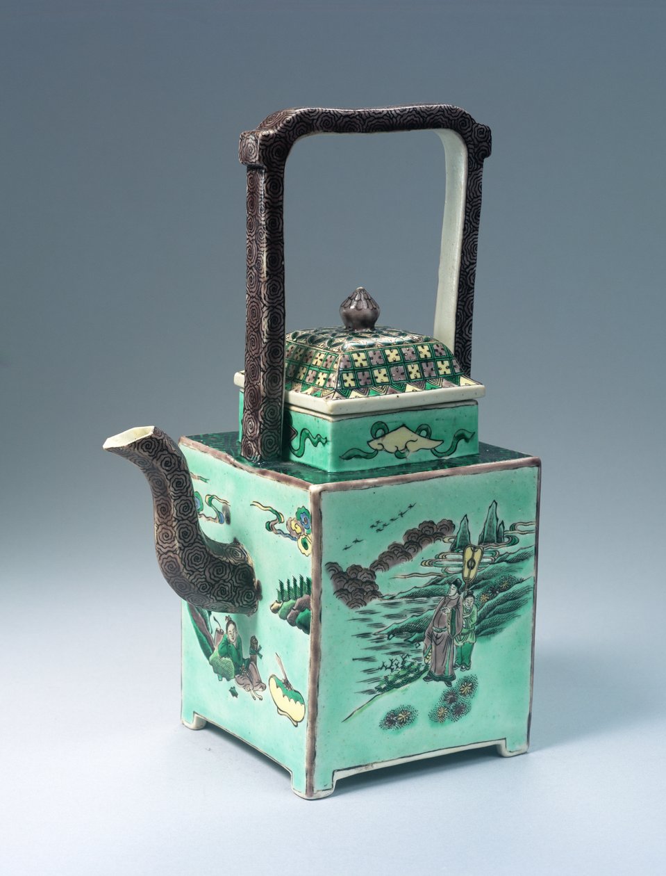 Stor Famille Verte tekanna, Kangxi-perioden (1662-1722) (porslin) av Qing Dynasty Chinese School