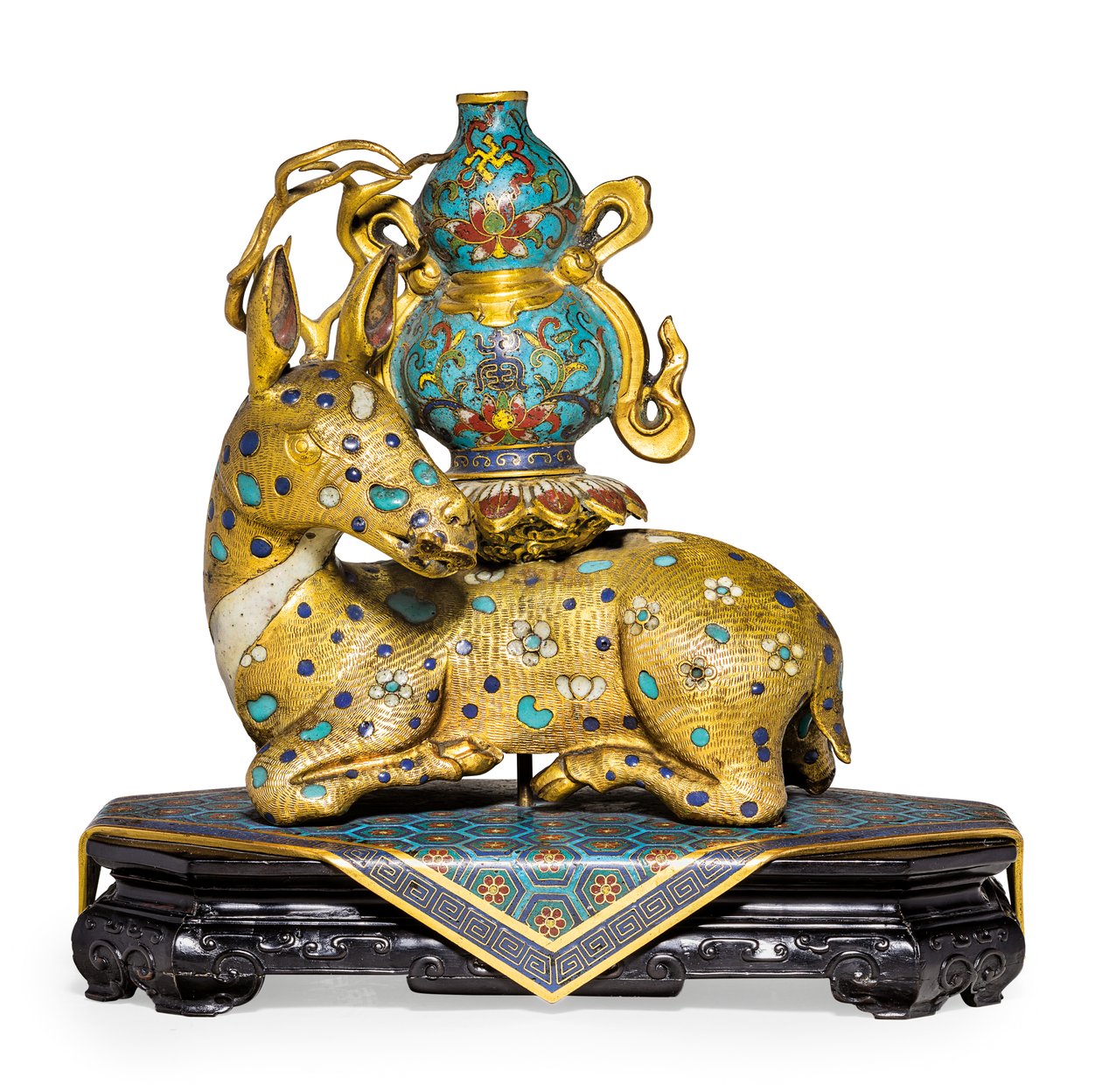Ett par liggande rådjur (förgylld koppar & cloisonné emalj) av Qing Dynasty   Qianlong Period Chinese School