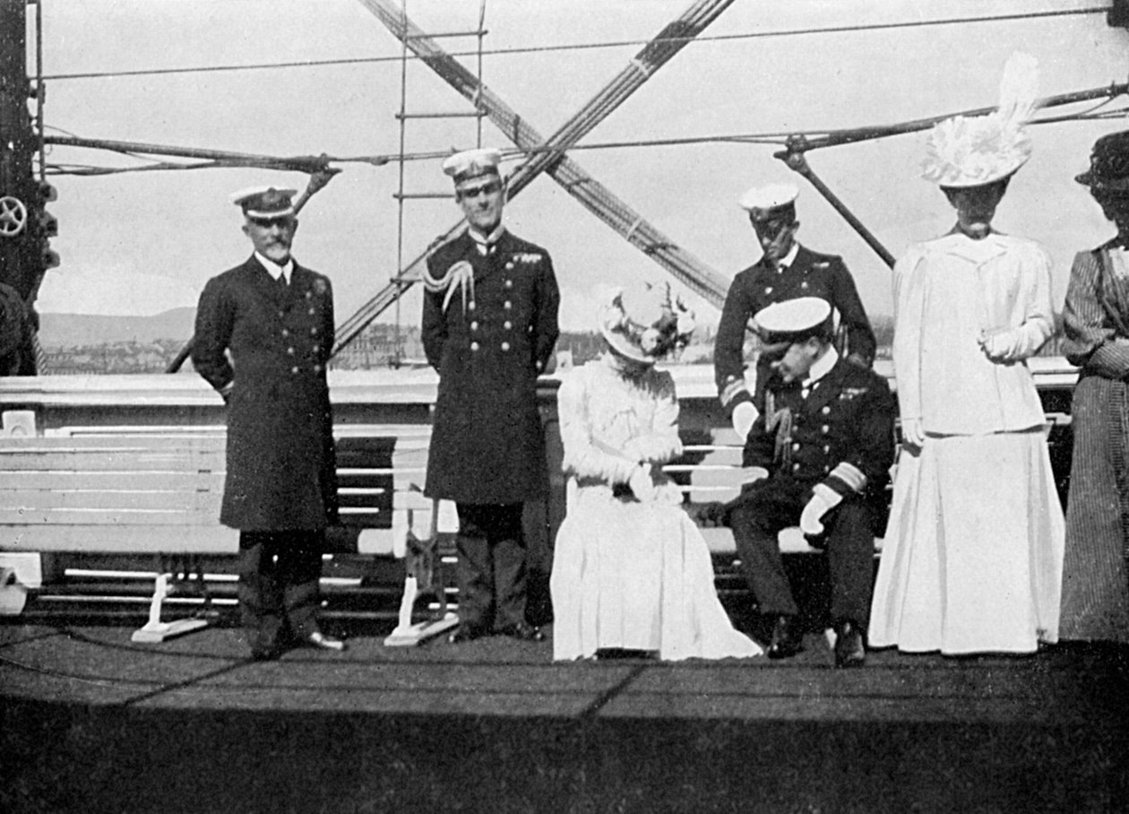 Ombord på den kungliga yachten Victoria och Albert III, Christiania Oslo, Norge, 1908. av Queen Alexandra