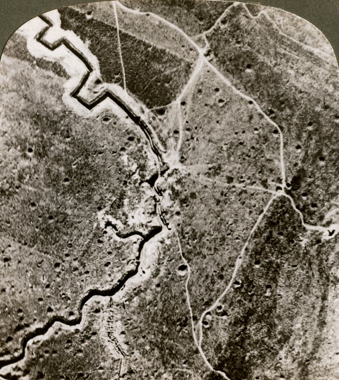 Flygfoto över de tyska linjerna, första världskriget, 1914-1918. av Realistic Travels Publishers