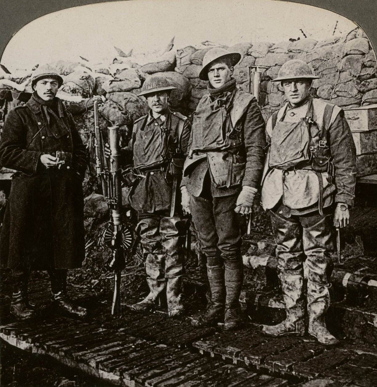 Lewis maskingevärsskyttar, Hollebeke, Belgien, första världskriget, 1914-1918. av Realistic Travels Publishers