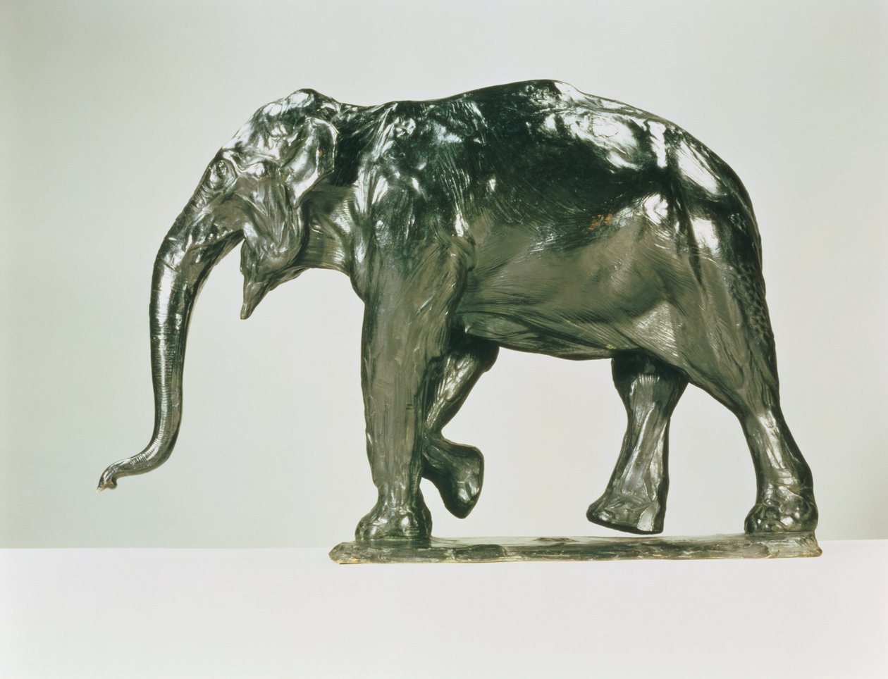 Vit elefant (brons) av Rembrandt Bugatti
