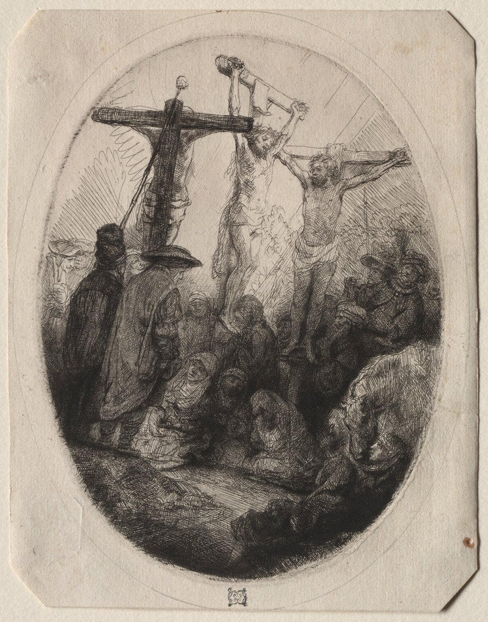 Kristus korsfäst mellan två tjuvar: en oval tallrik, ca. 1641. av Rembrandt van Rijn