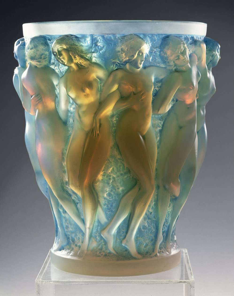 Bacchantes, 1927 (opalt glas) av Rene Jules Lalique