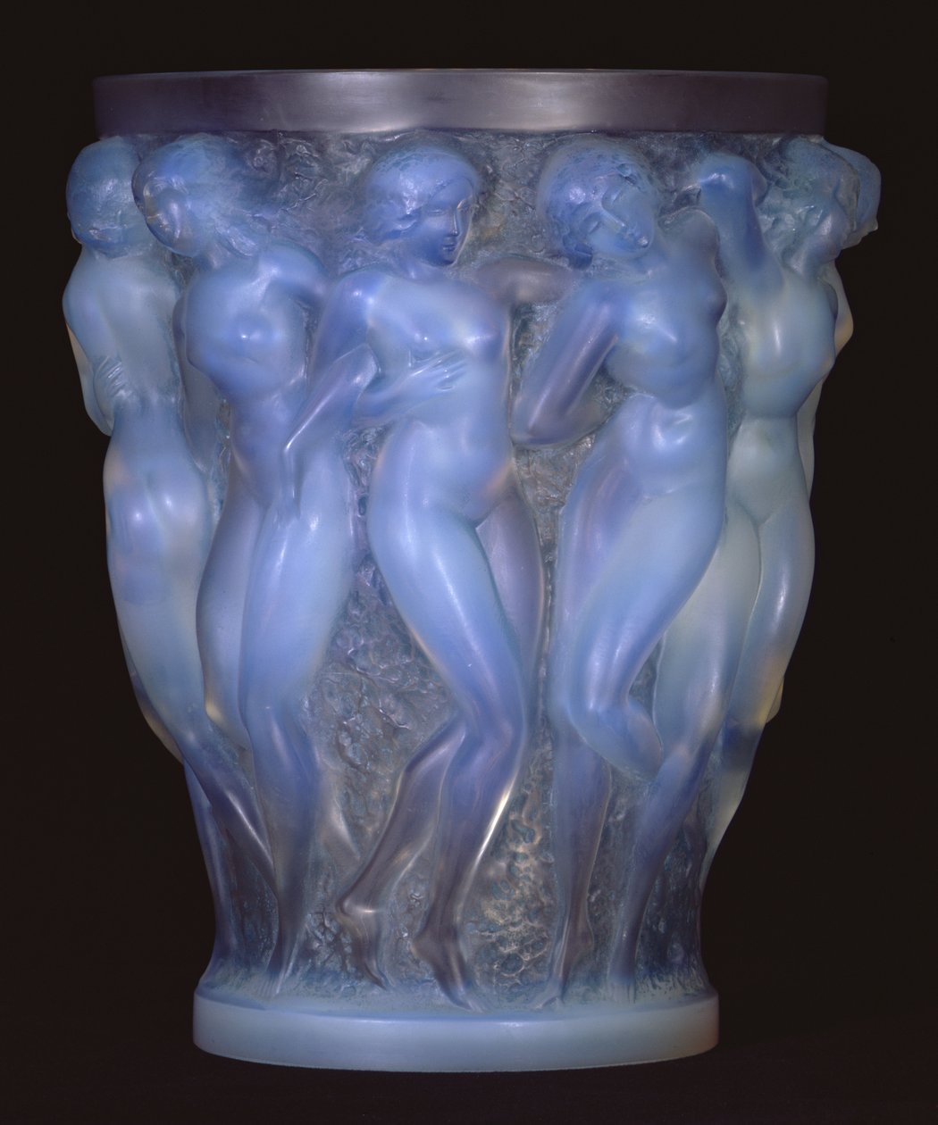 Bacchantes, 1927 (opalt glas) av Rene Jules Lalique