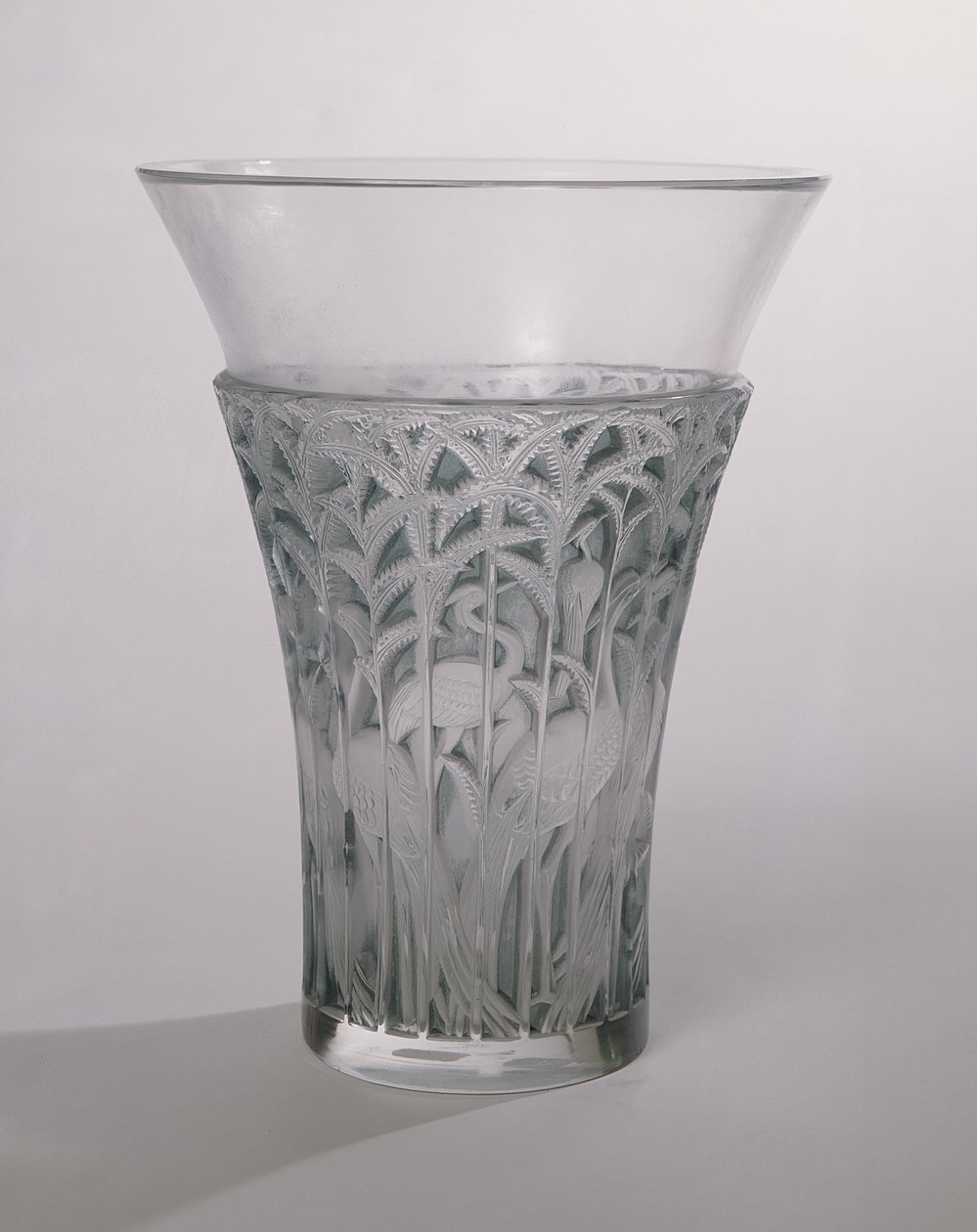 Ibis vas, 1934 (frostat och blått glas) av Rene Jules Lalique