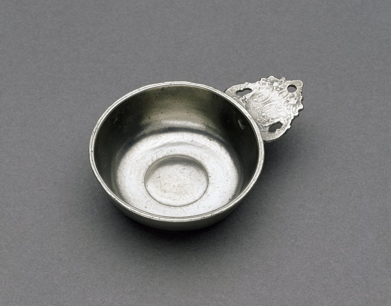 Porringer, c. 1788-1820 (tenn) av Richard Sr. Lee
