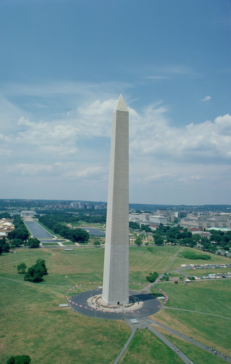Washingtonmonumentet, byggt 1848-85 av Robert Mills