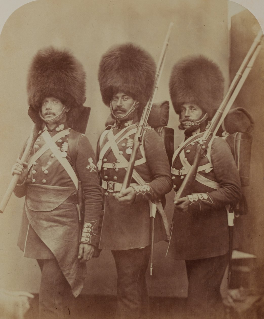 Pioneer Manners and Guardsmen Webster och Lemmen, Grenadier Guards av Robert Howlett