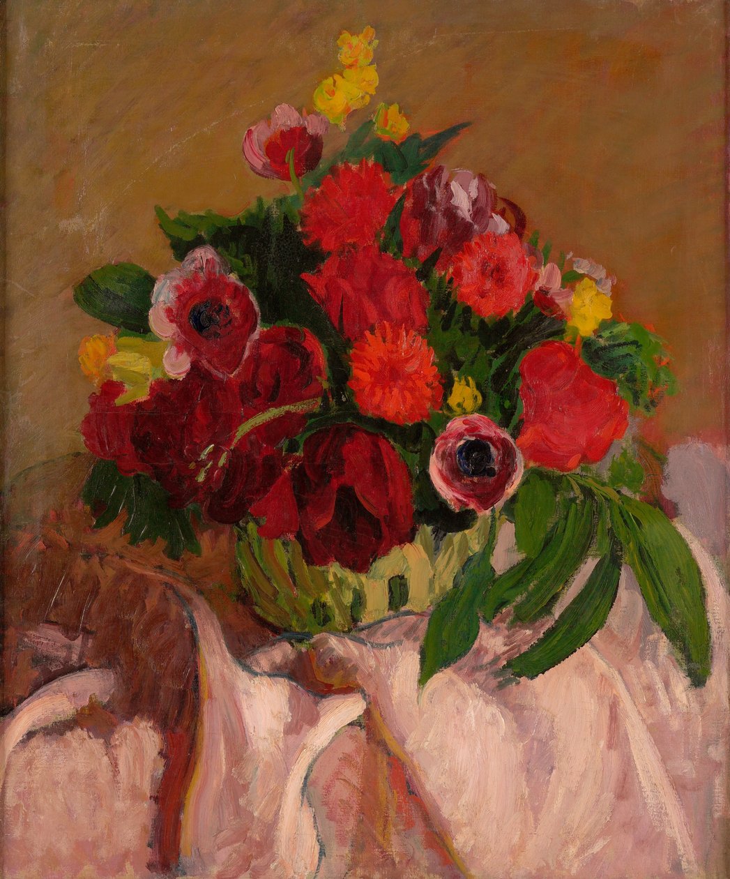 Mixed flowers on pink cloth  av Roderic OConor