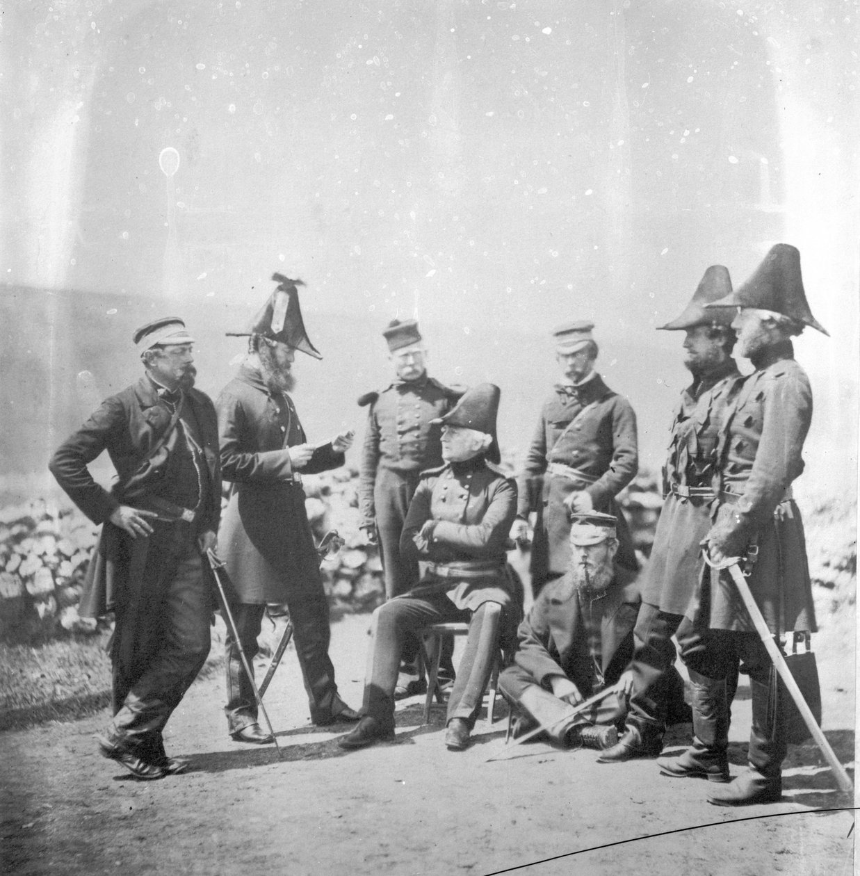 Generallöjtnant Sir George Brown G.C.B och officerare i hans stab, ca 1855 av Roger Fenton