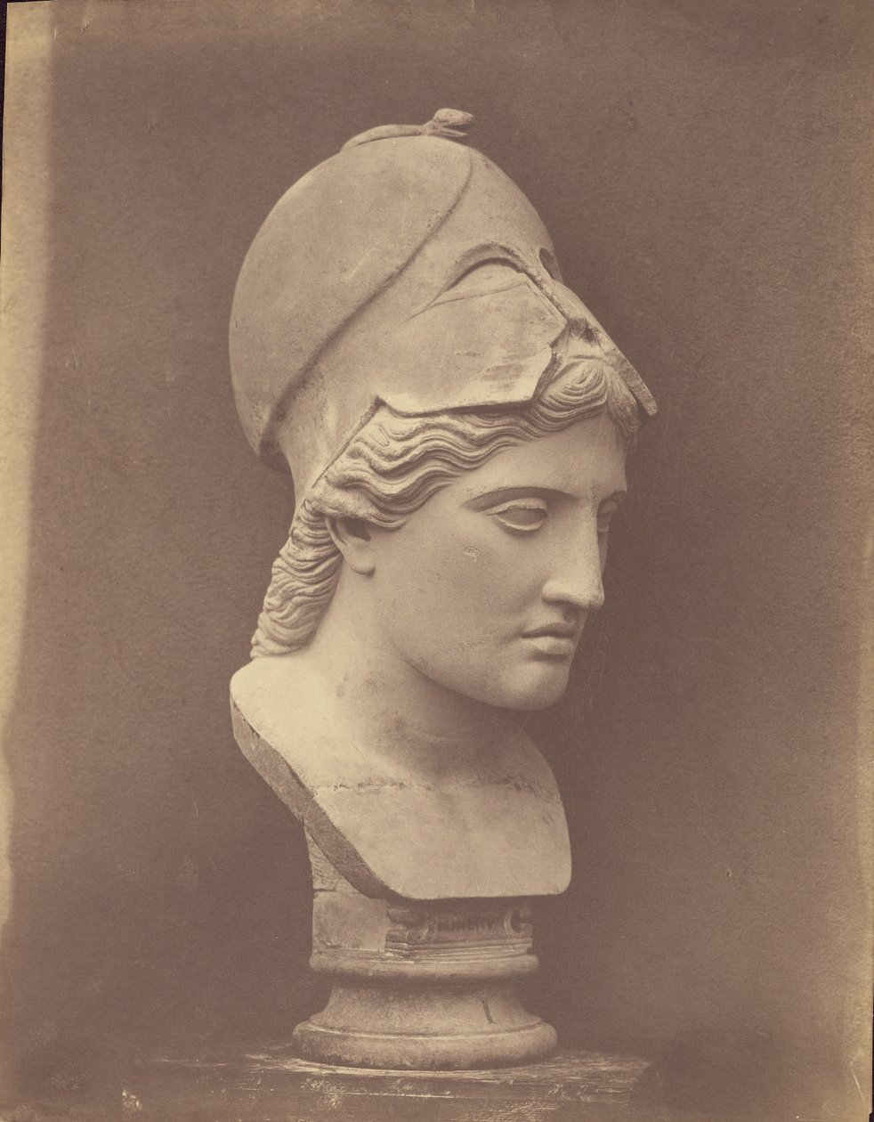 Minervas huvud [trekvarts vy] av Roger Fenton