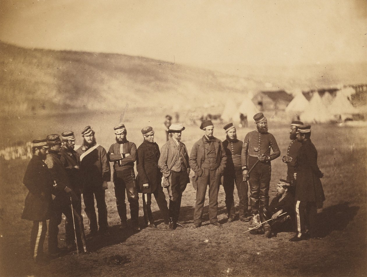 Major Burton och officerare ur 5th Dragoon Guards av Roger Fenton
