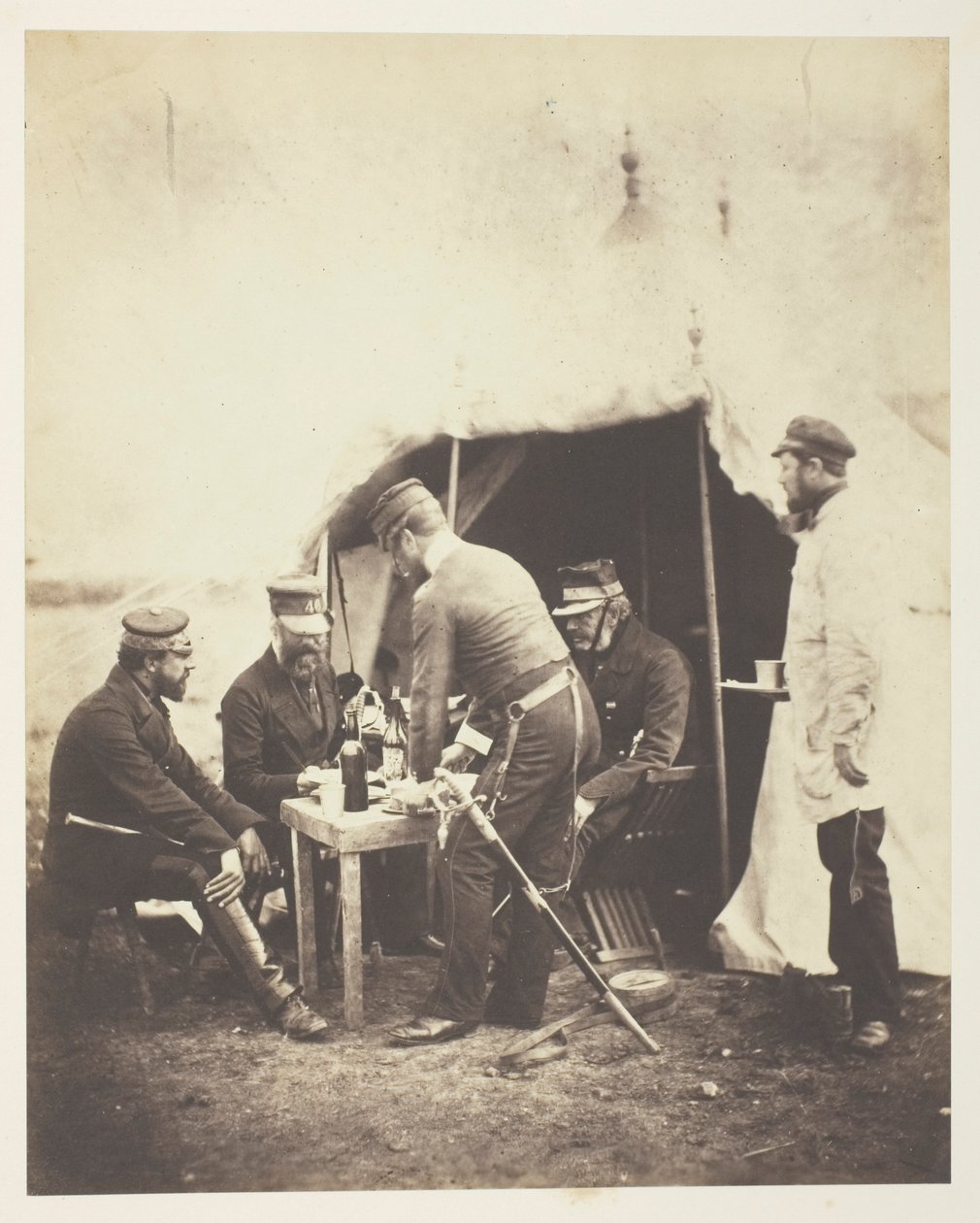 Generalmajor Garrett och officerare ur 46:e regementet av Roger Fenton