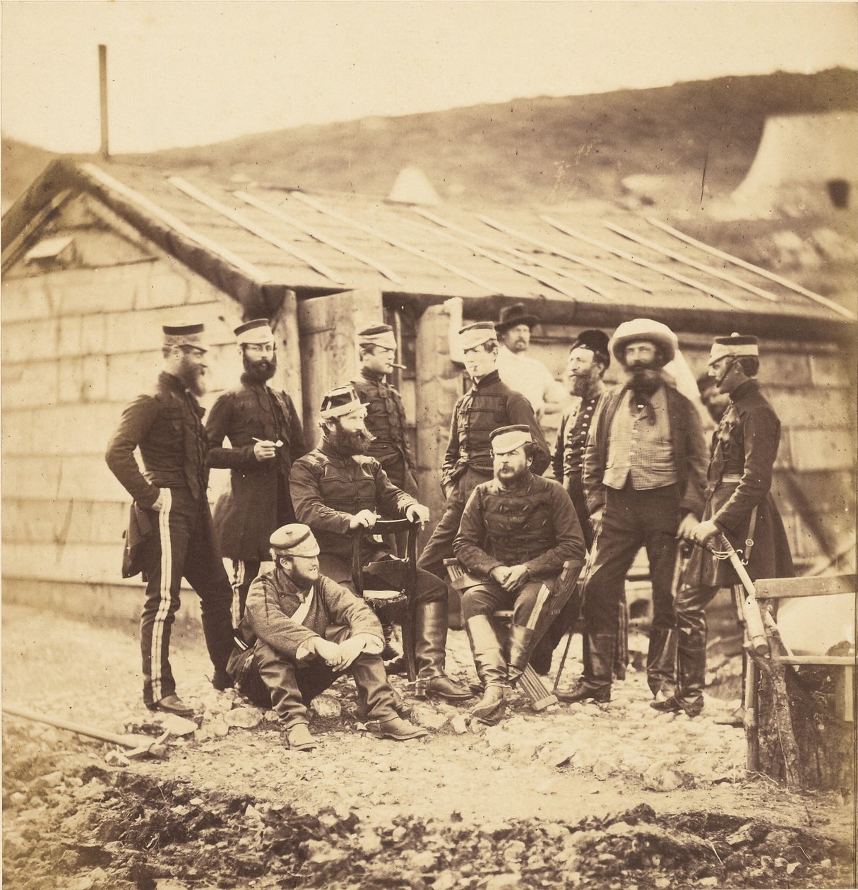 Officerare vid 4:e lätta dragonregementet. av Roger Fenton