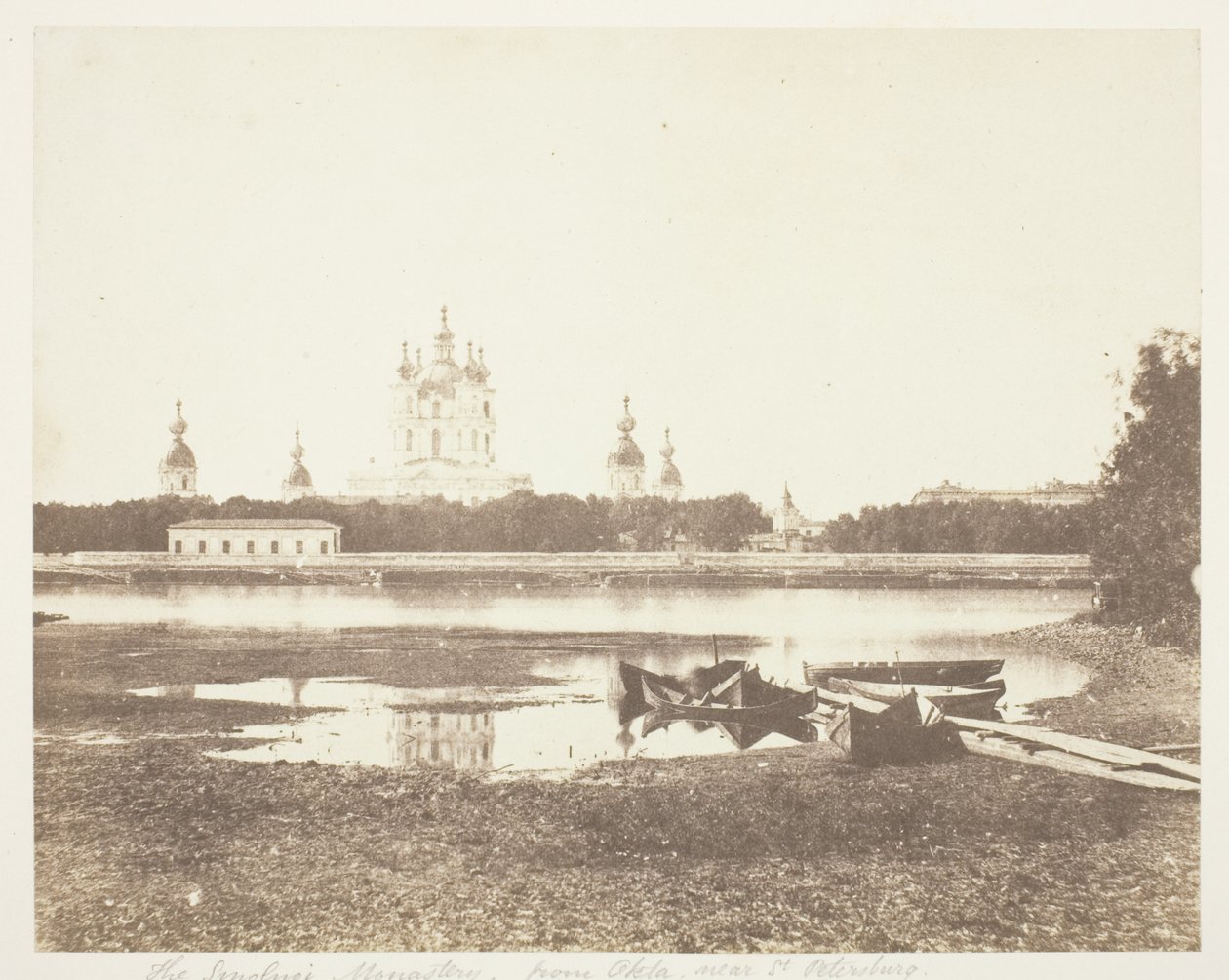 Smolnoi-klostret av Roger Fenton