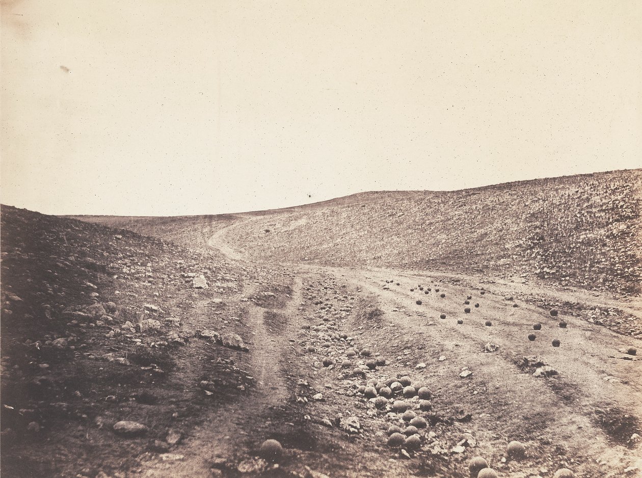 Dödsskuggans dal av Roger Fenton
