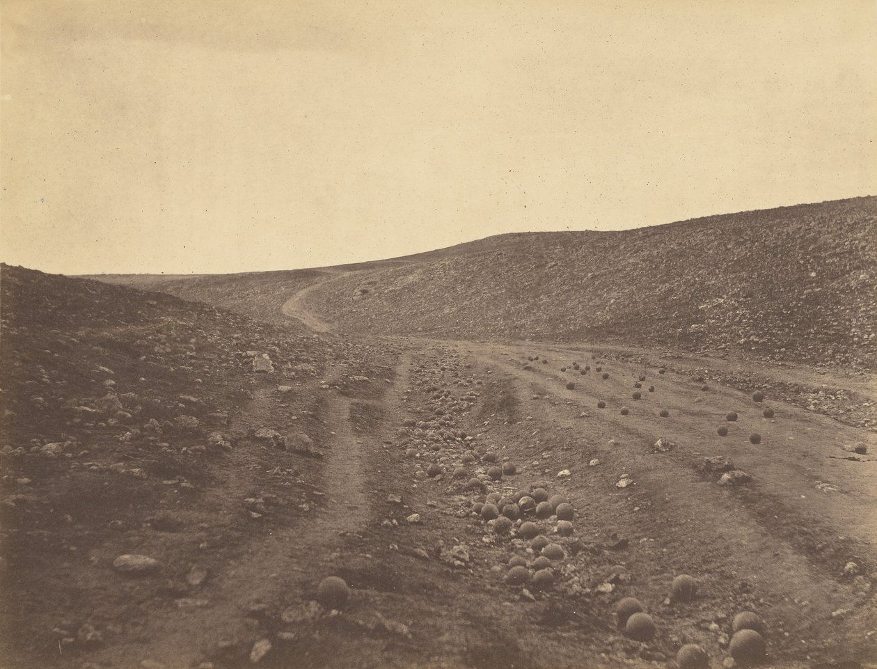 Dödsskuggans dal av Roger Fenton