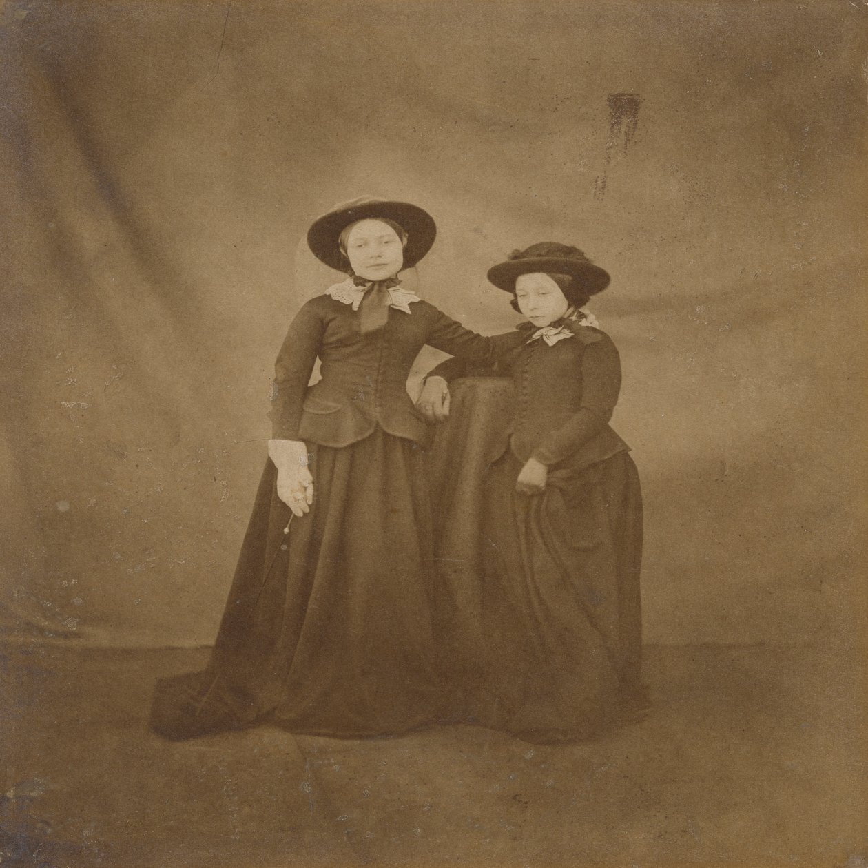Victoria, kunglig prinsessa, och prinsessan Alice av Roger Fenton