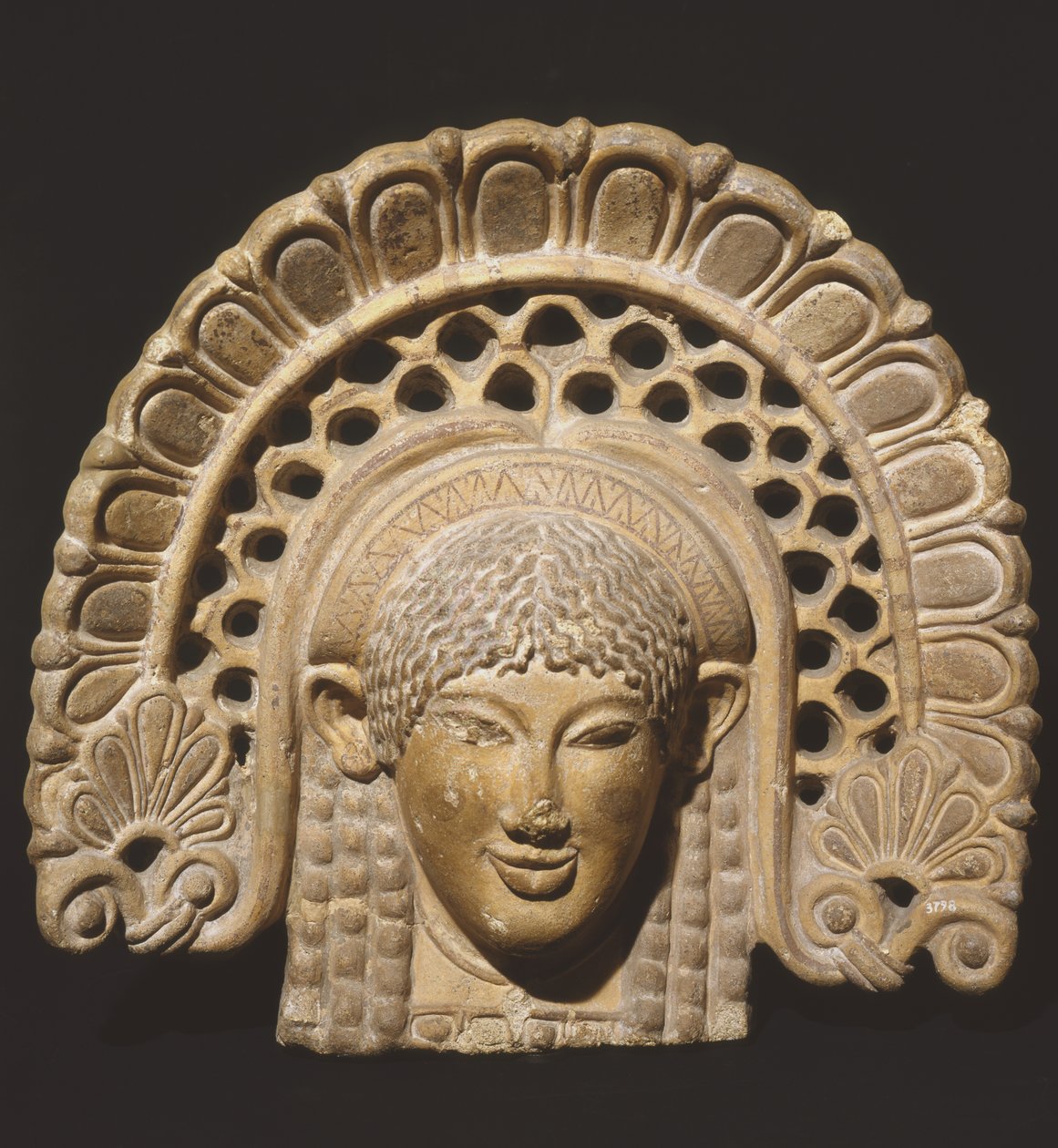 Antefix föreställande ett kvinnligt huvud, från Lanuvio av Roman