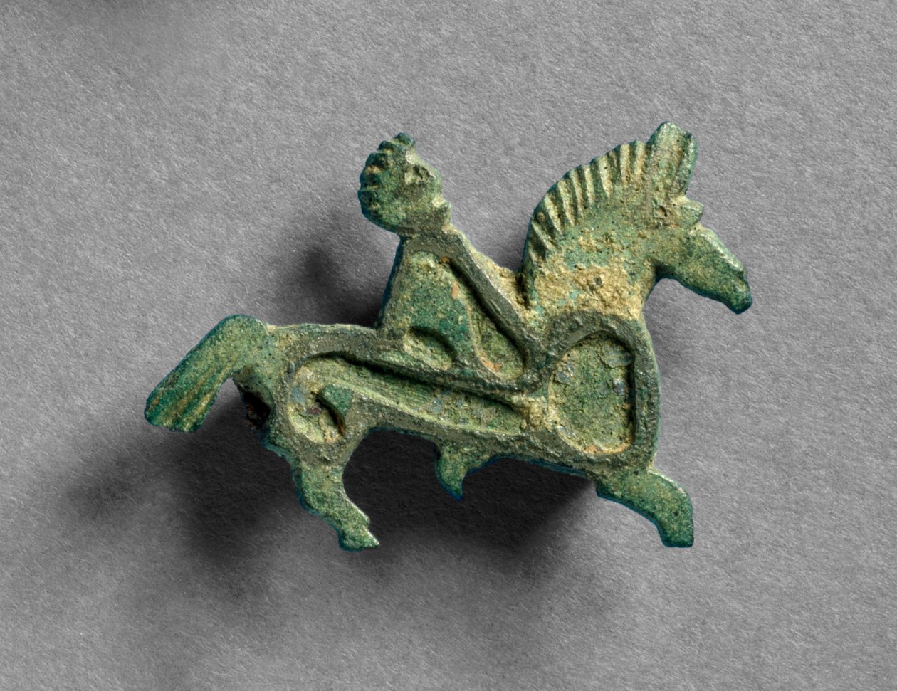 Brosch i form av häst och ryttare brons detalj av 201447 av Roman