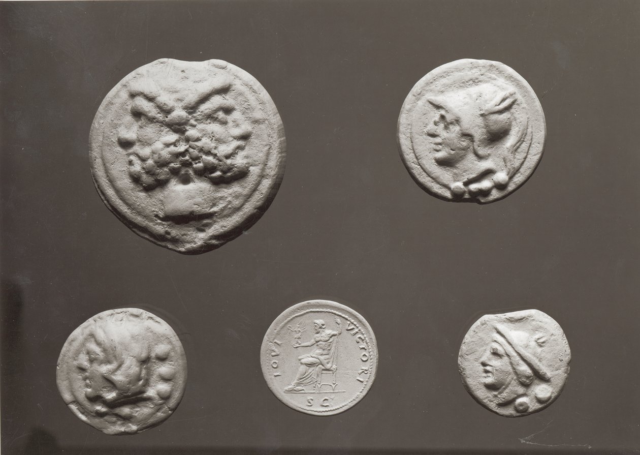 Fem mynt föreställande Janus, Jupiter, Merkurius och Minerva, 753 BC-476 AD (metall) av Roman